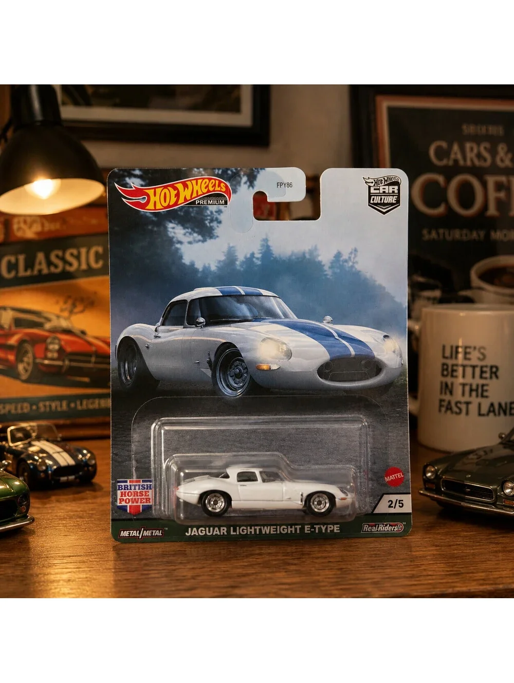 Hot Wheels Premium Jaguar Lightweight E-Type British Horse Power Real Riders